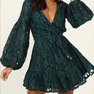 Showpo Autumn Leaves Teal Mini Dress, size US 10